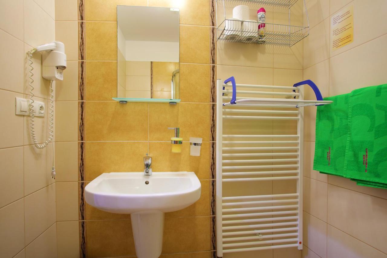 Apartman Studio Lux S Terasou Harmony V Thermal Parku Besenova S Vyhladom Na Bazeny Exterior photo